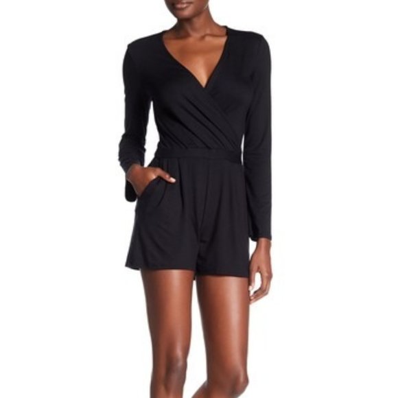 Three Dots Dresses & Skirts - Three Dots Women's Kadiri Surplice Romper, S